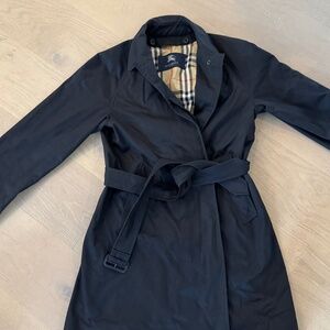 Black Burberry Camden trench - NWOT